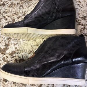 Black Wedge Shoe Boot - 13 M